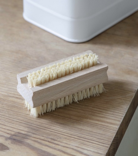 Curved Nail Brush | Dunelm